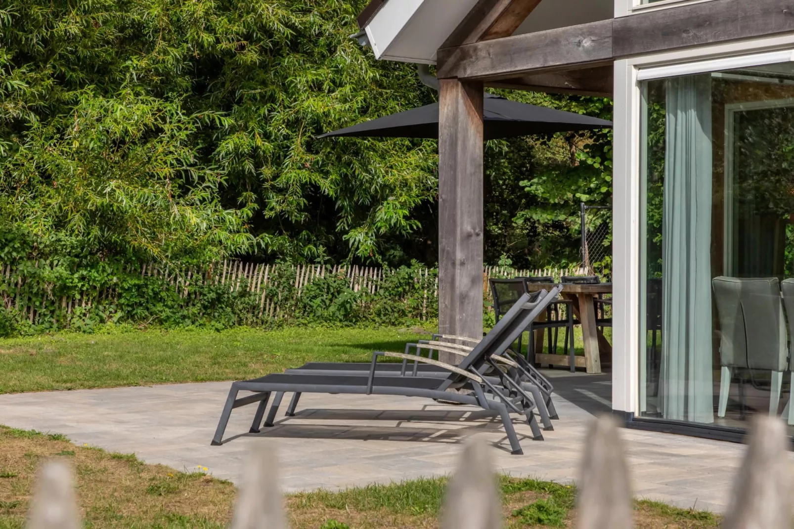 Zonnedorp 23 Zeeland Huis Renesse: Luxury Beach Holiday | Close to North Sea-Terrasse / balcon