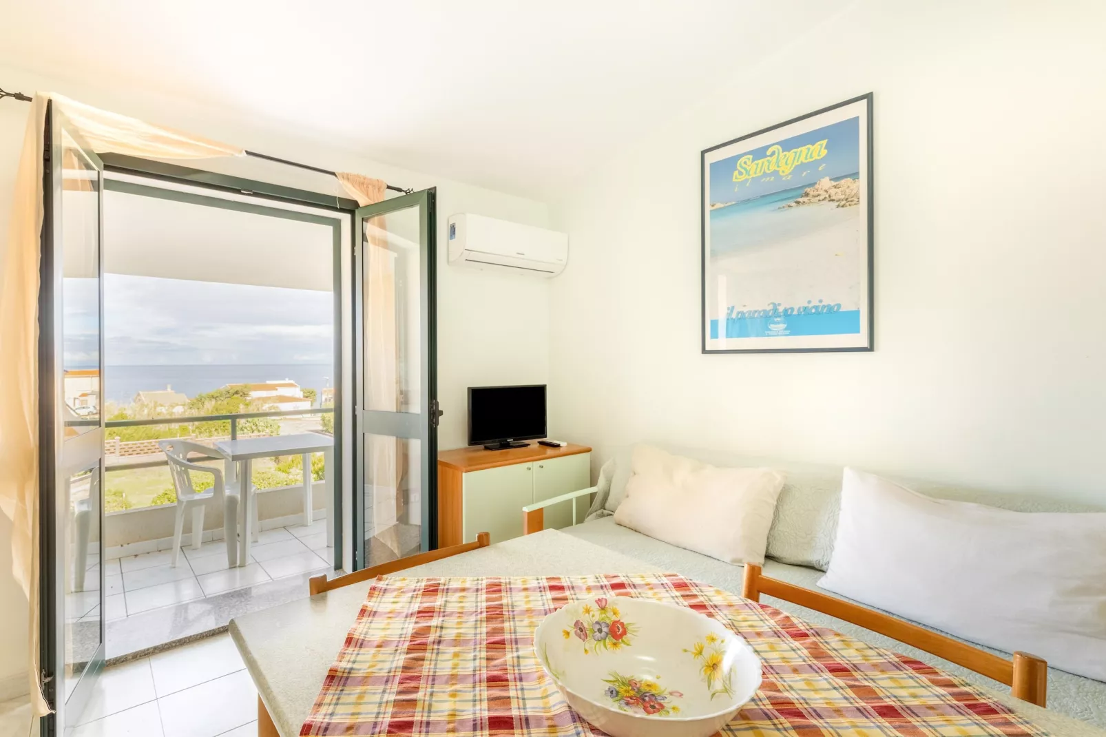 BILO 1 LA CIACCIA-Salle à manger