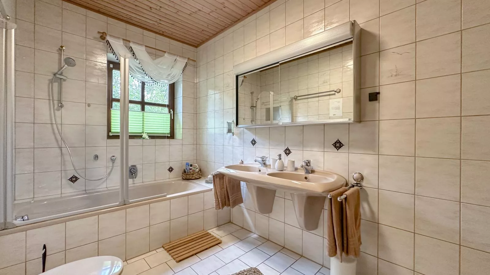 Weiherblasch I-Bathroom