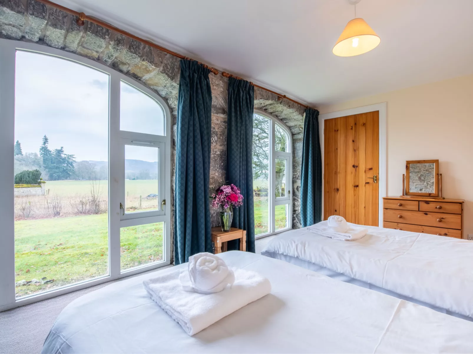 Corrimony View-Dedans