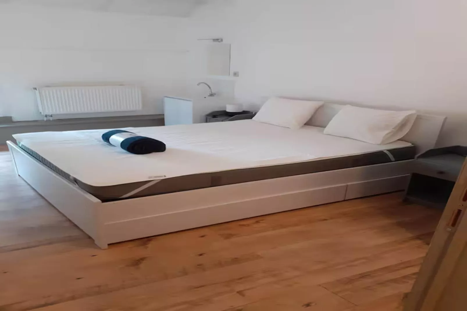 L'Ecureuil Blanc-Bedroom