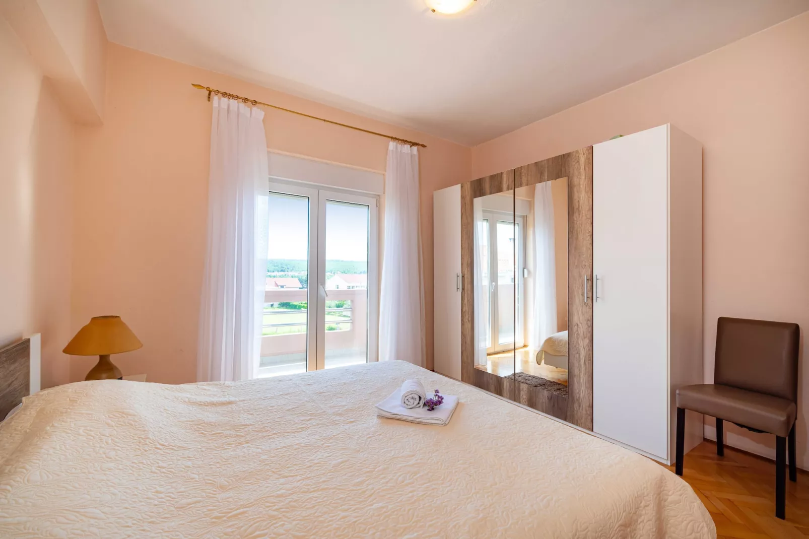 Sea view apartment Nika-Bedroom