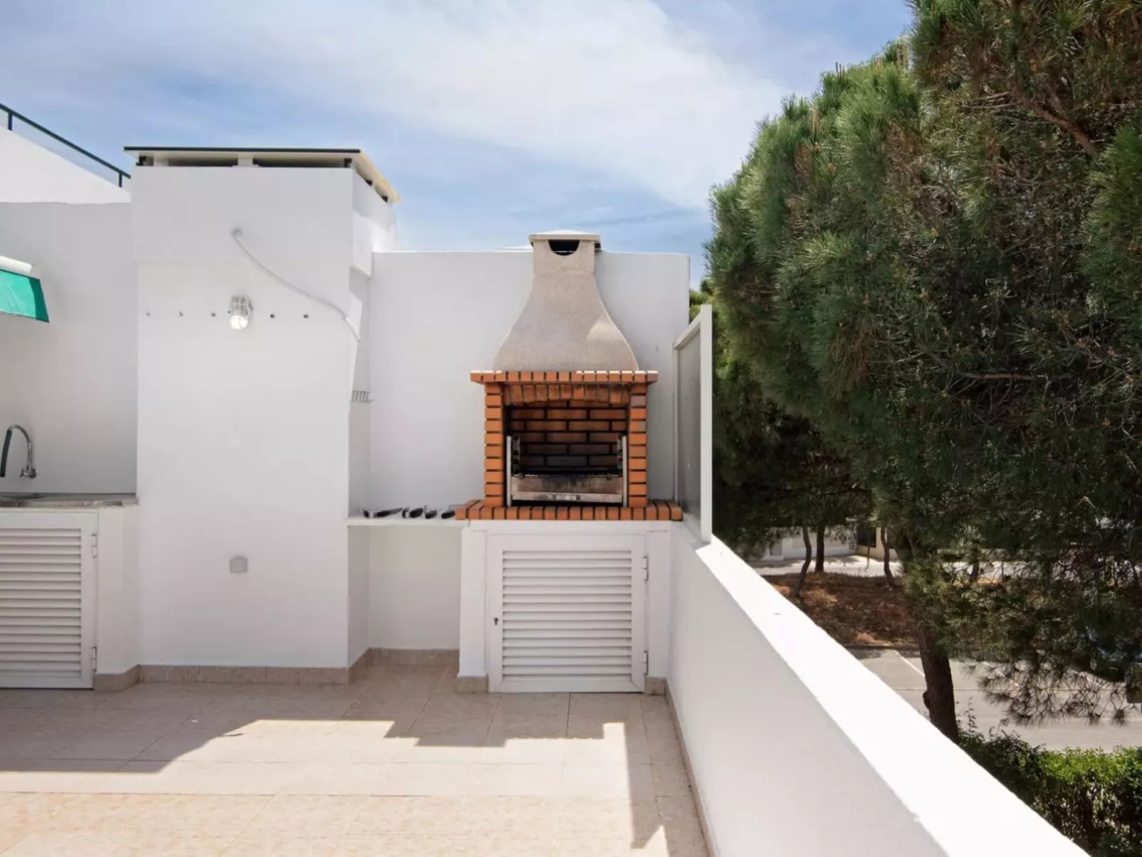 Kaya- Sunny Way-Draußen