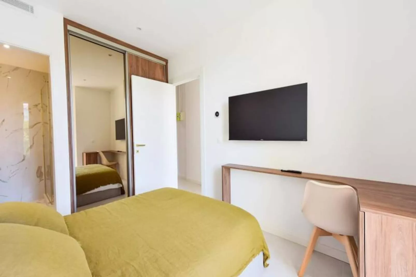 Résidence  Rare 4p Standing Proche Croisette-Non tagué