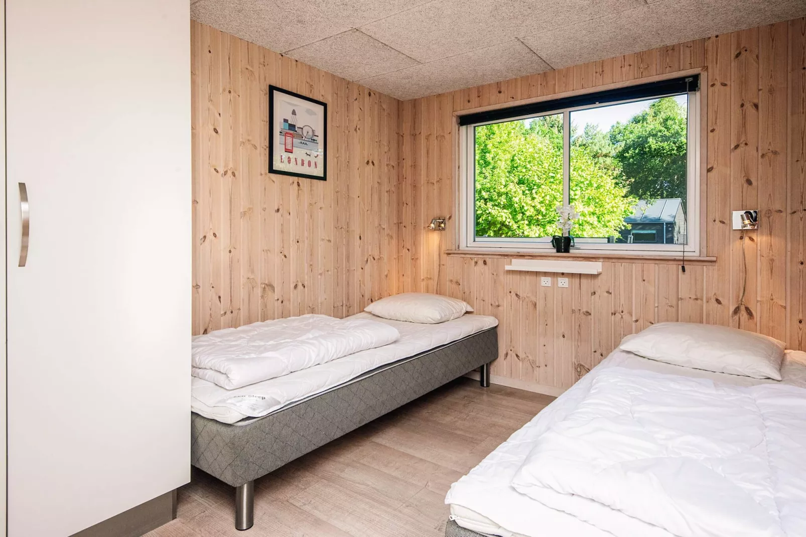 16 person holiday home in Glesborg-Indoor