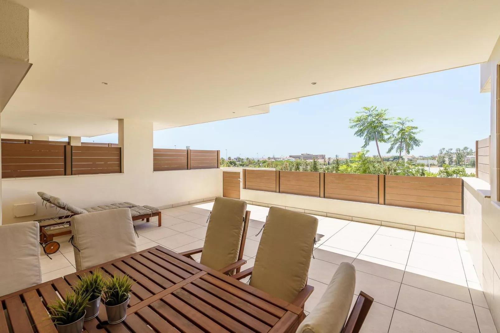 CT 158 - Lotus Jardinana-Terrasse / balcon