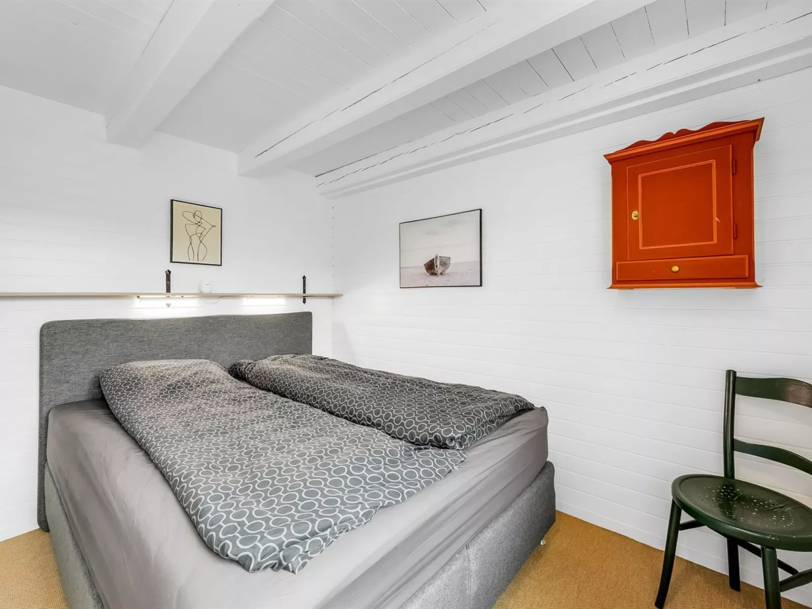 "Erle" - 200m to the fjord-Inside