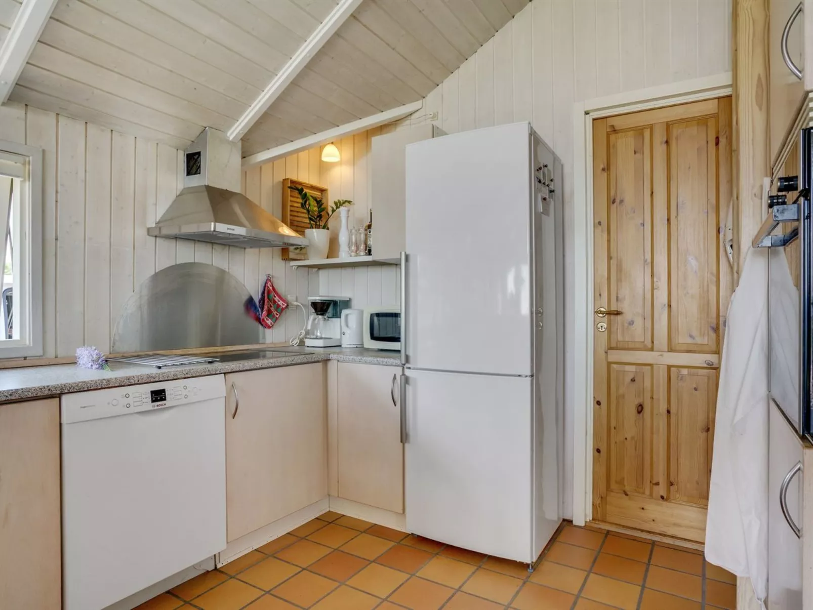 "Kaike" - 100m from the sea-Inside