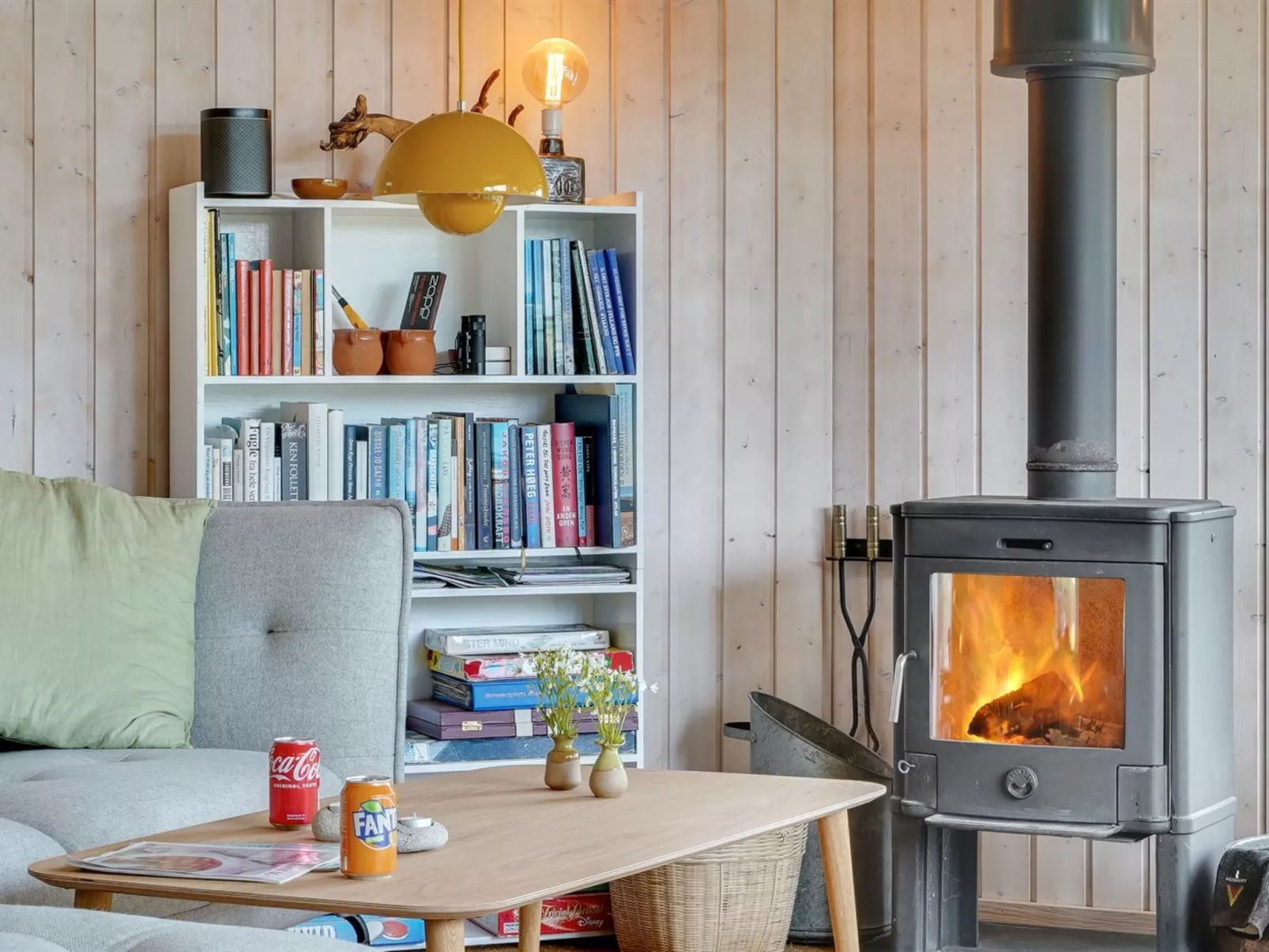 "Aameek" - 3km from the sea-Inside