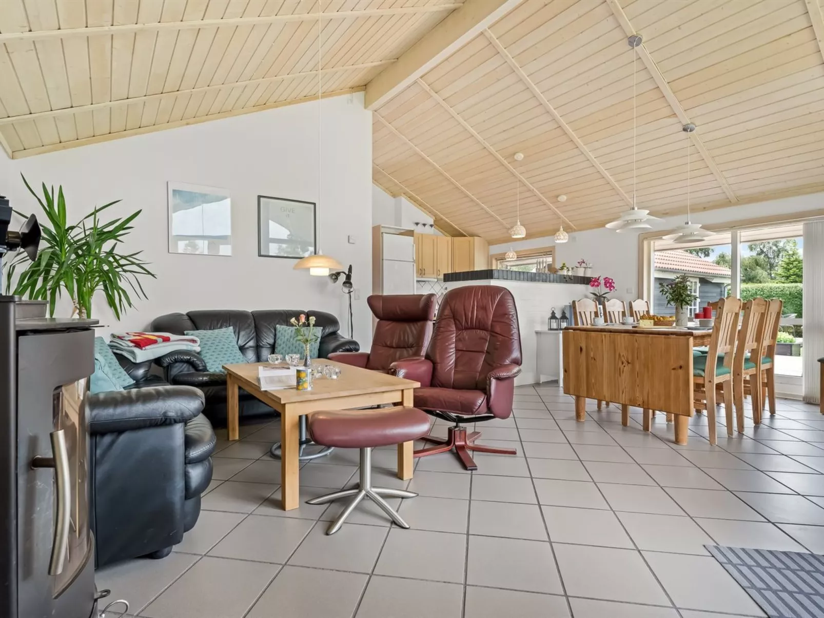 "Egino" - 1km from the sea-Inside