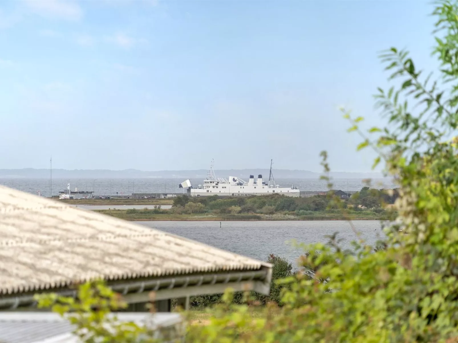 "Loi" - 200m from the sea-Outside