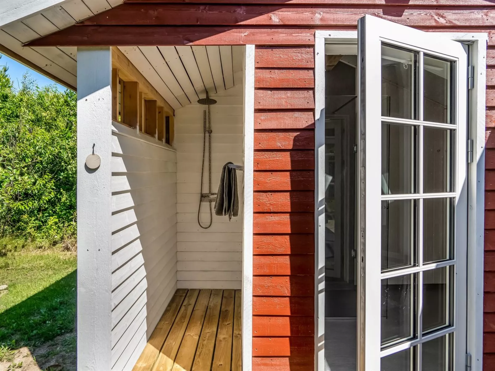 "Ansberga" - 1km from the sea-Outside