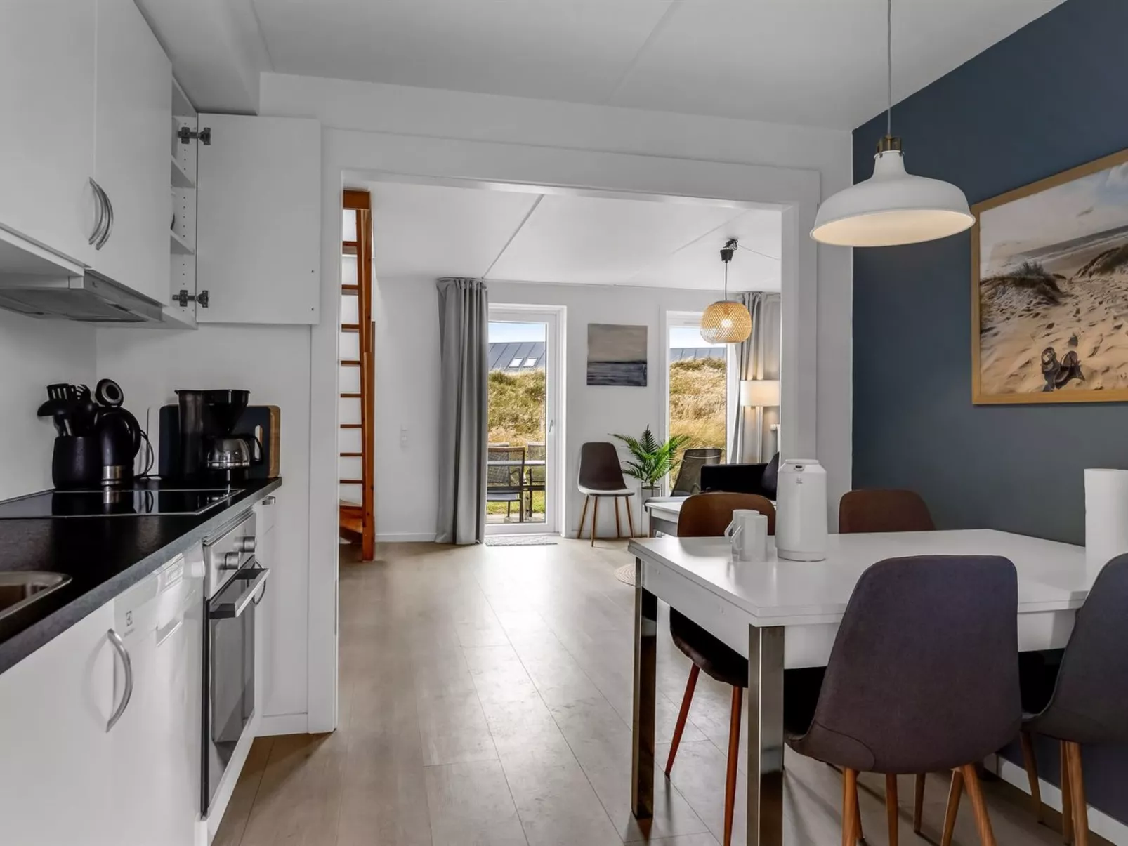 "Reija" - 2.3km from the sea - Inside