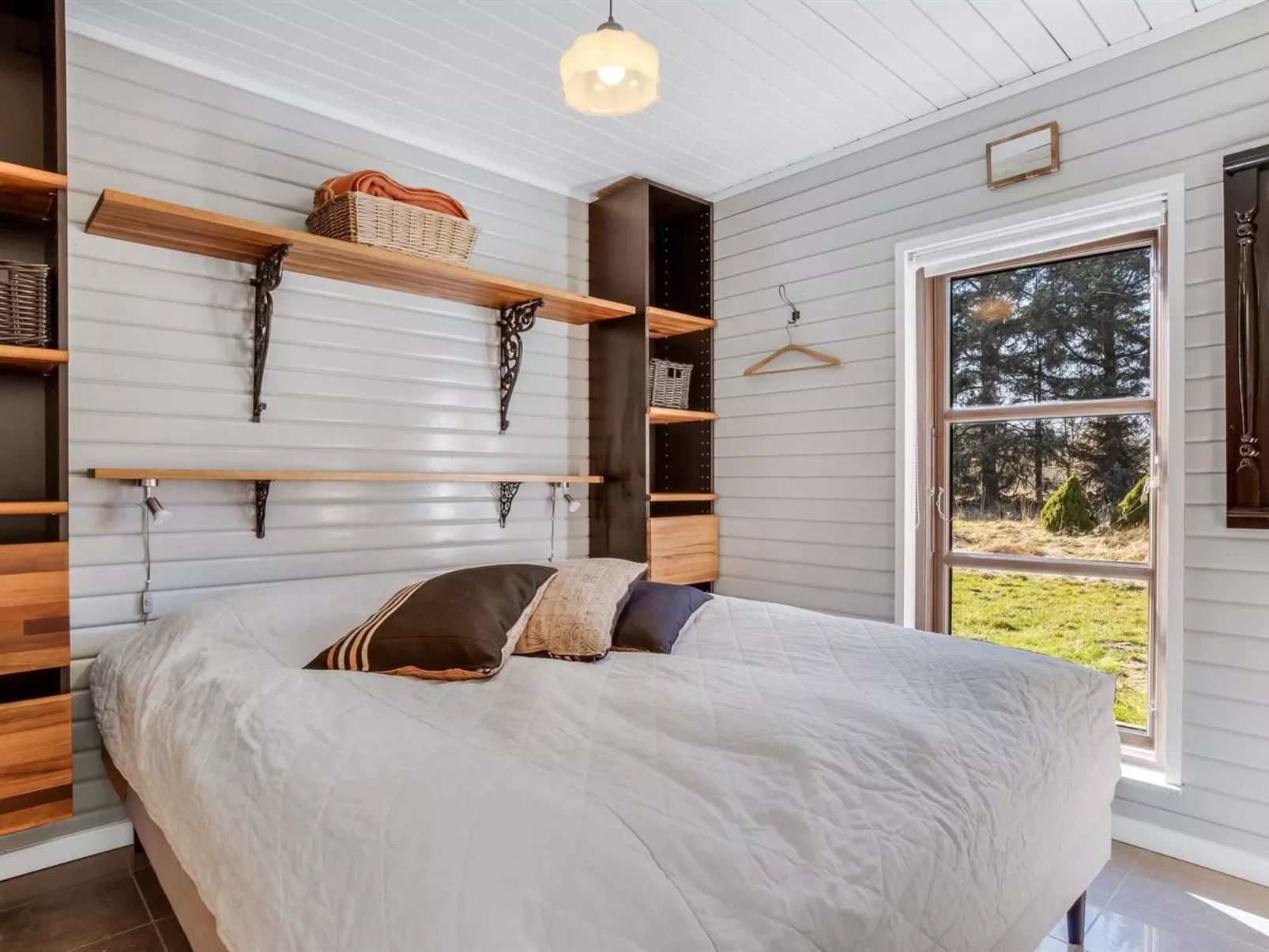 "Marla" - 1.1km from the sea-Inside