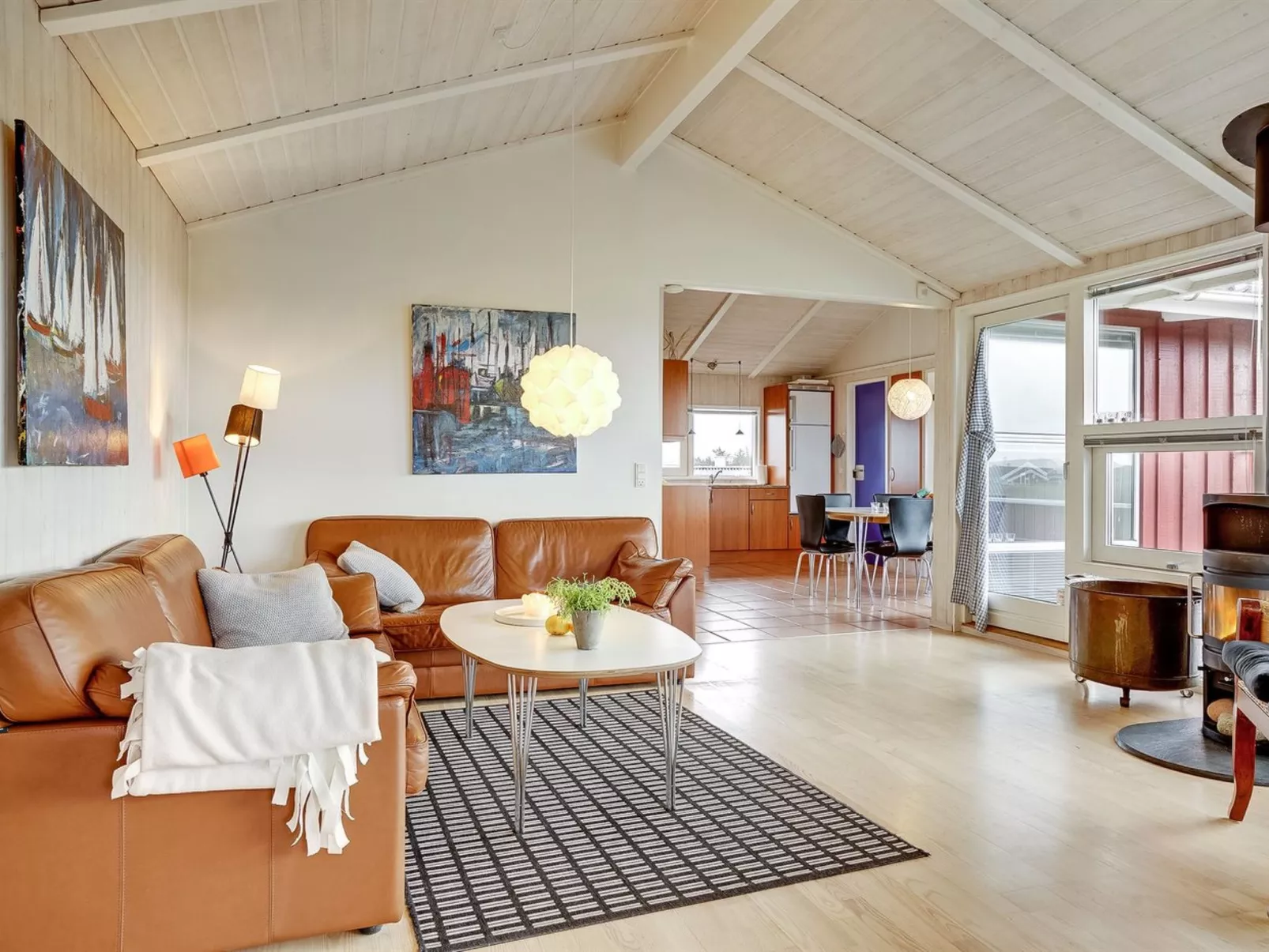 "Lien" - 160m from the sea-Inside