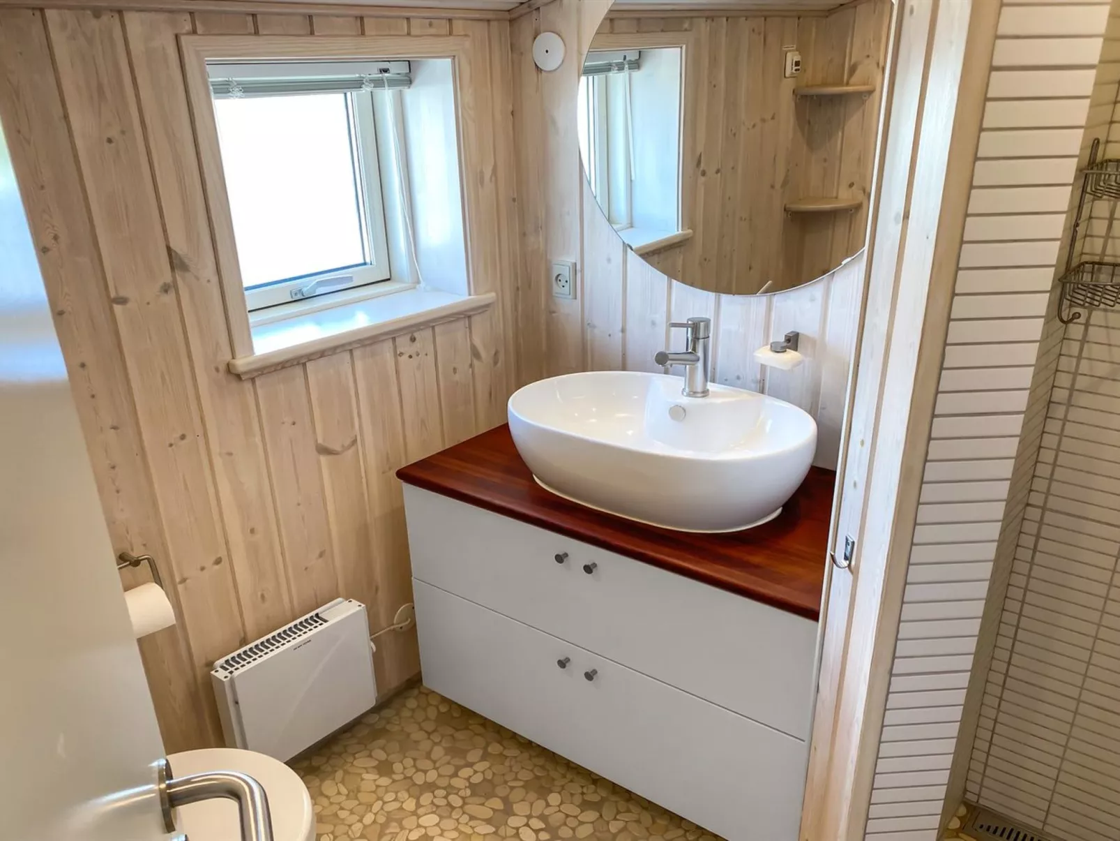 "Laurits" - 300m from the sea-Drinnen