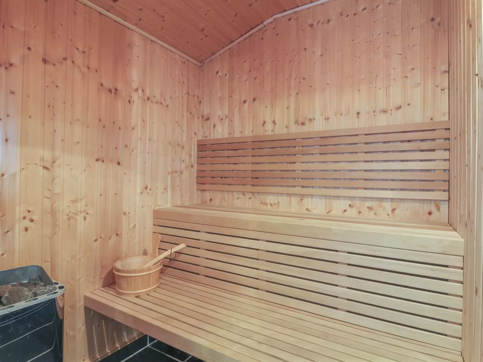 "Susan" - 600m from the sea-Dedans