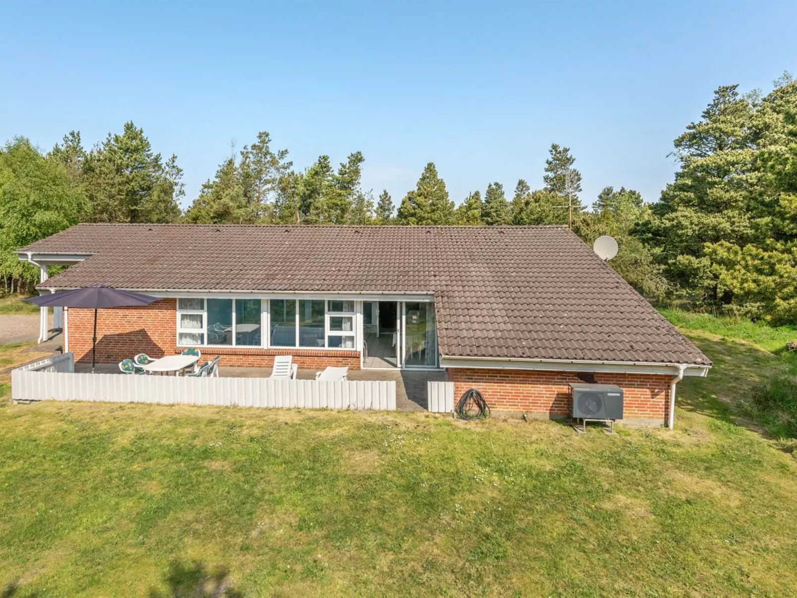 "Cora" - 1km from the sea-Outside