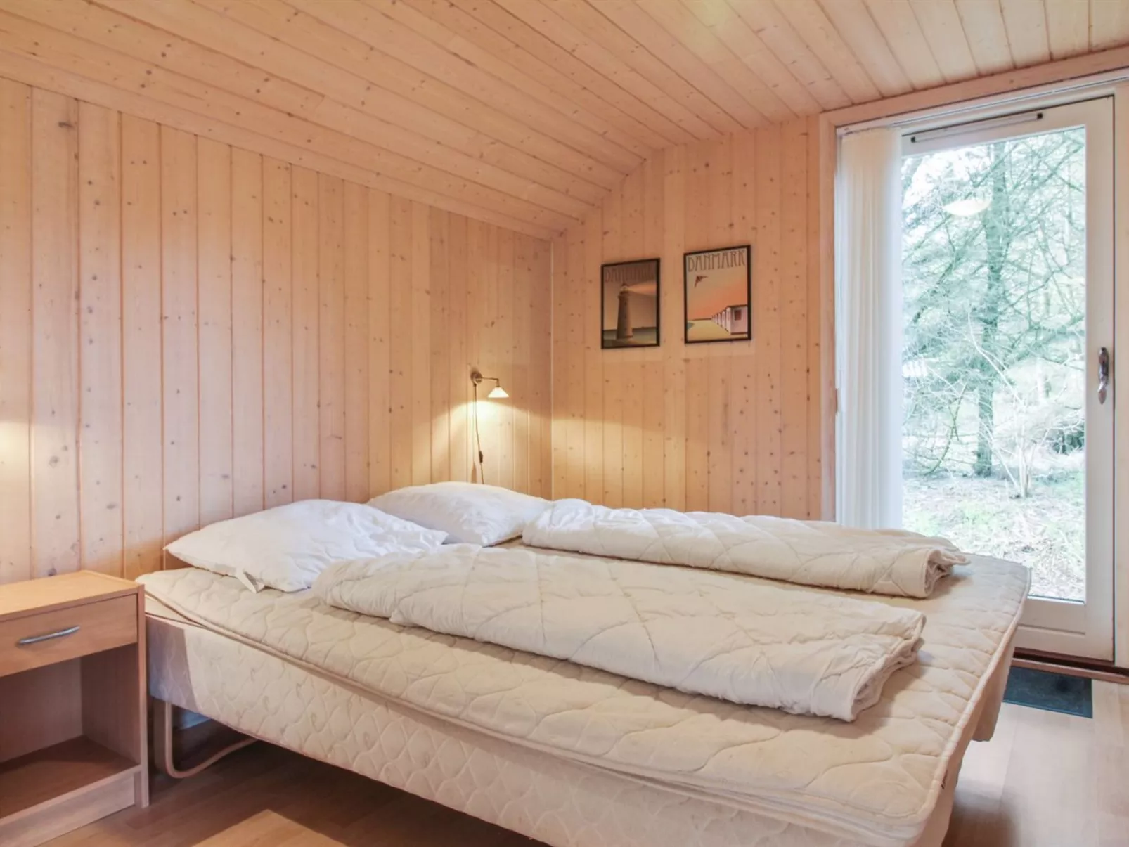 "Synnöve" - 550m from the sea-Inside