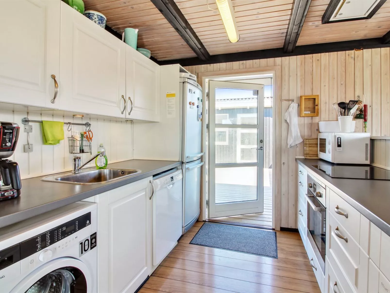 "Gojko" - 140m from the sea-Drinnen