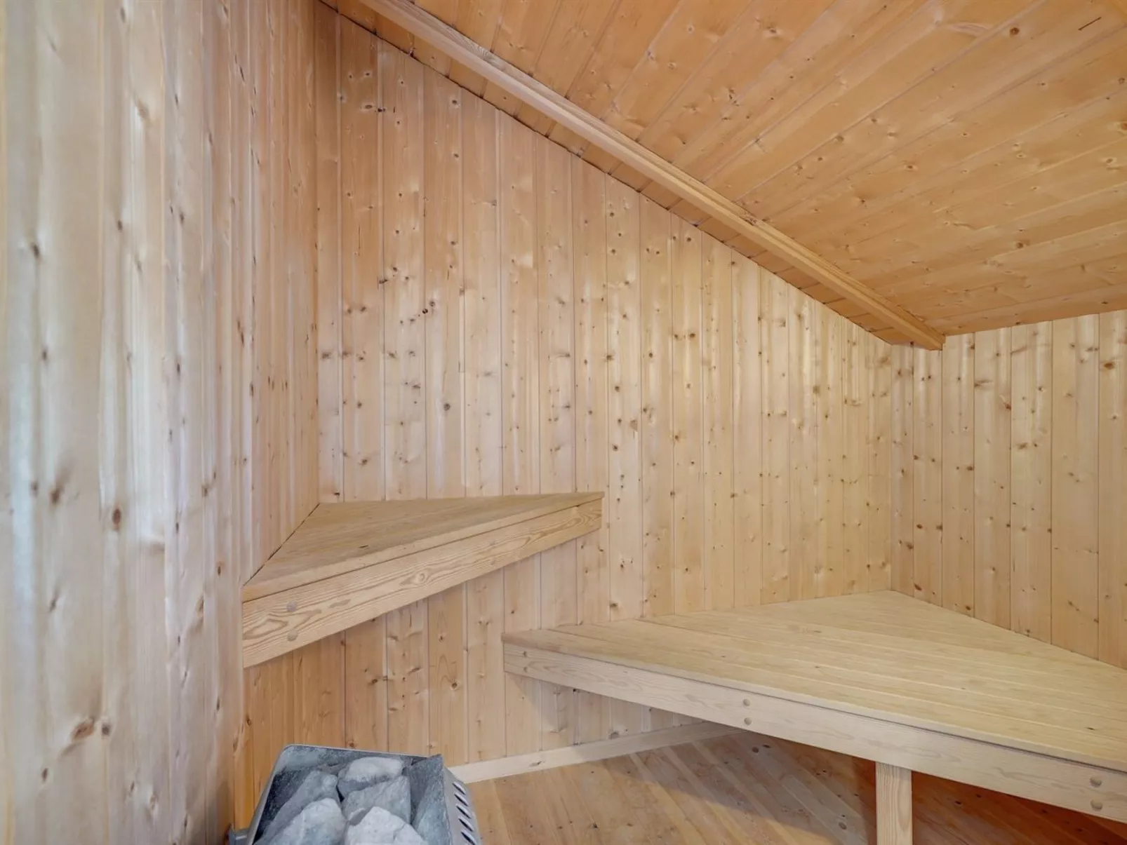 "Estella" - 500m to the fjord-Dedans