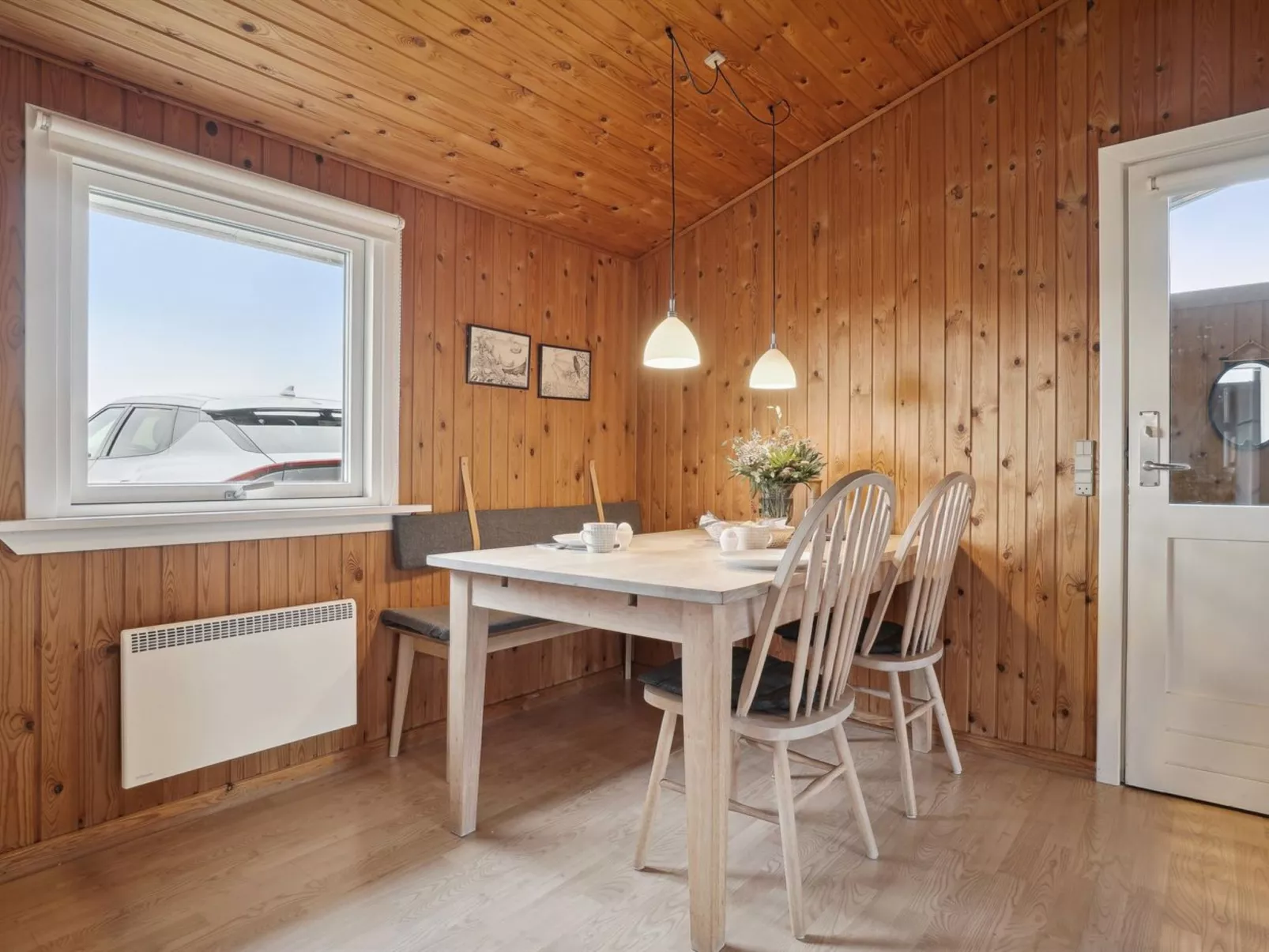 "Siri" - 400m from the sea-Dedans