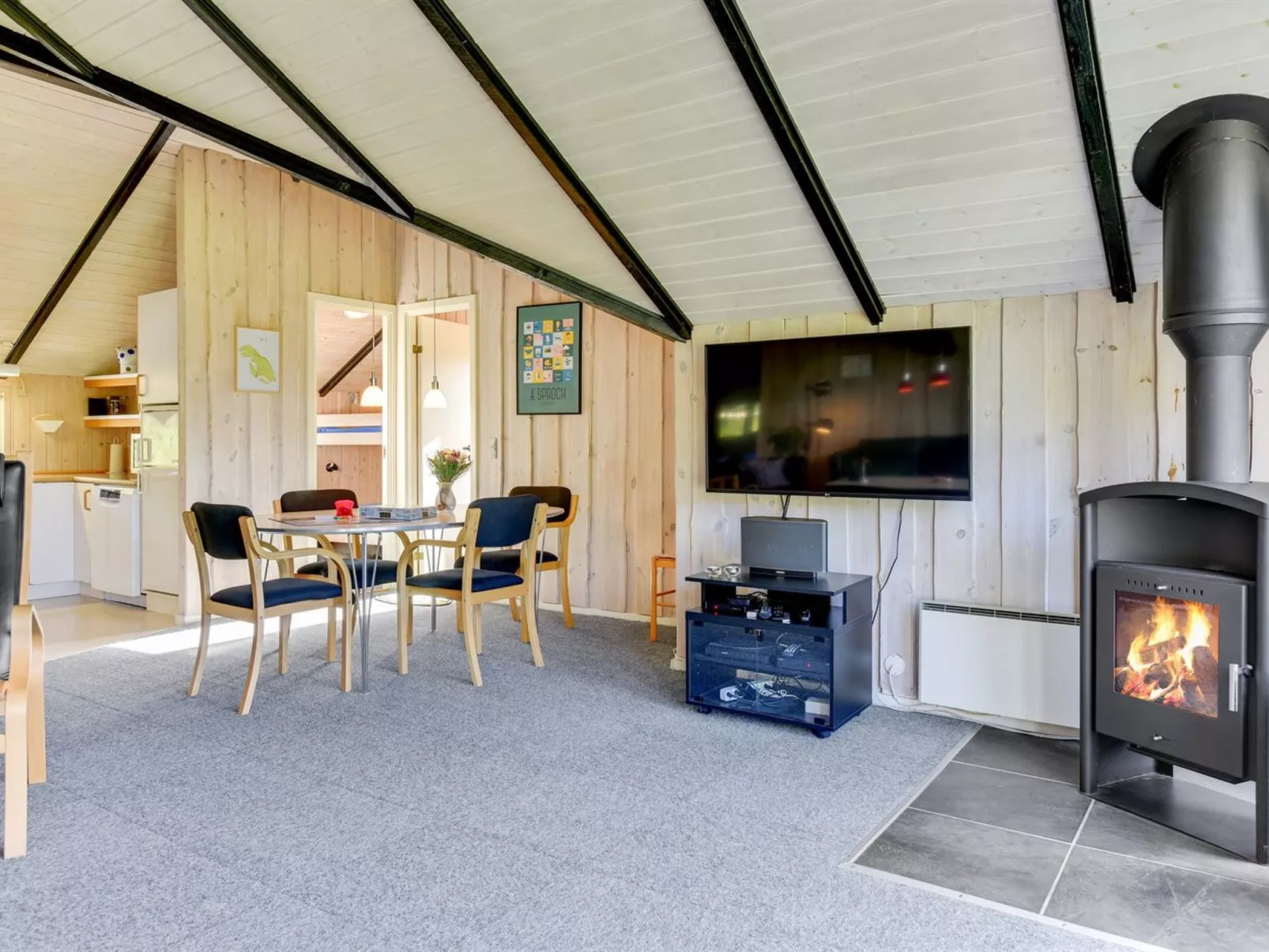 "Joona" - 600m from the sea-Dedans