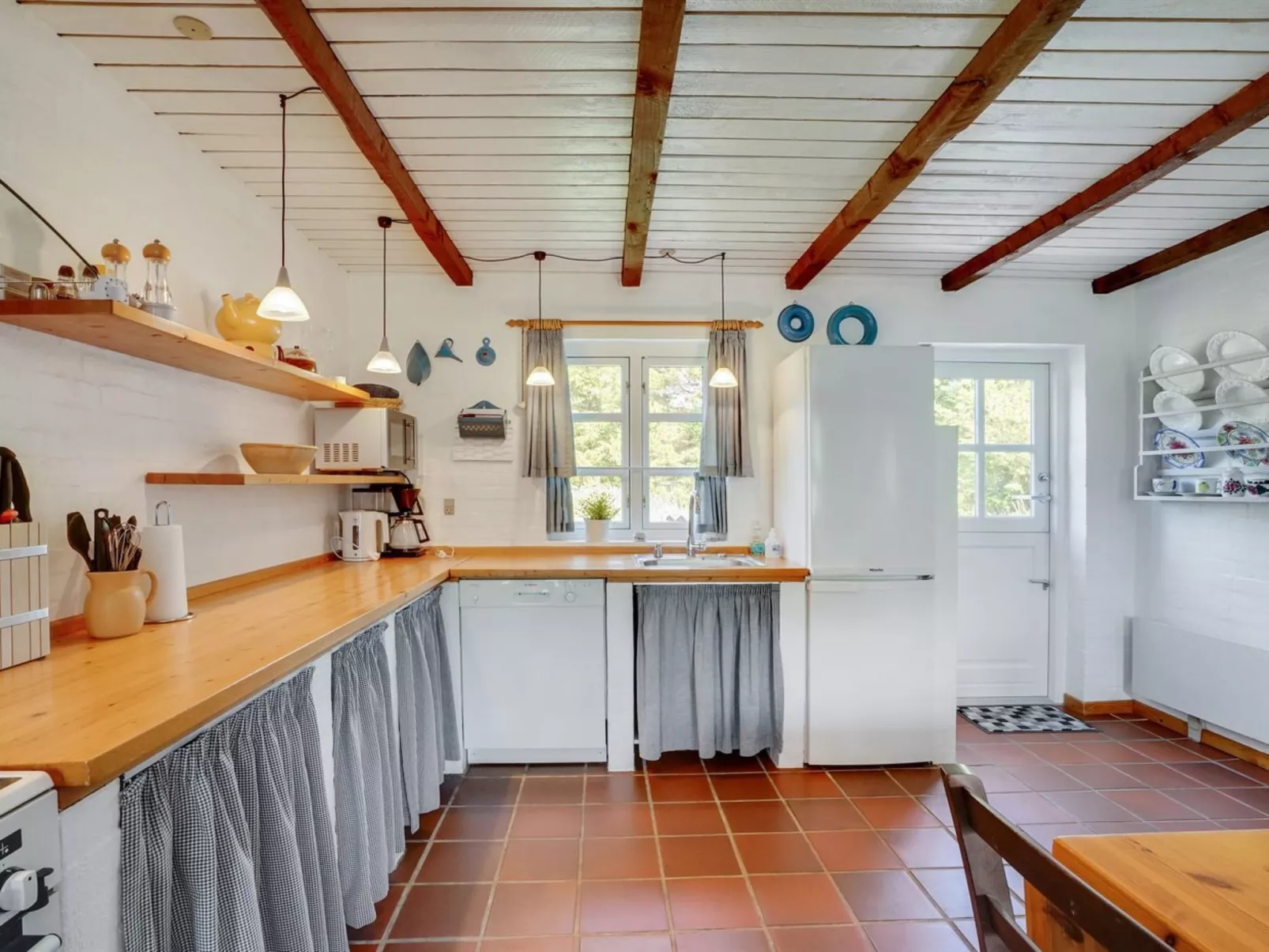 "Minja" - 900m from the sea-Inside