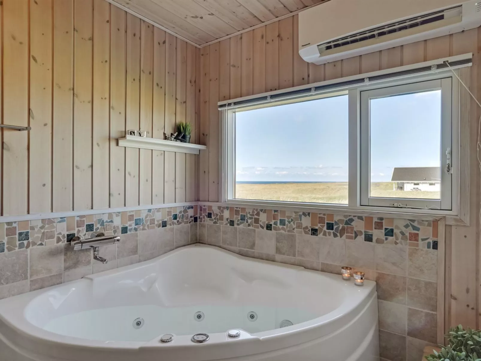 "Hedy" - 150m from the sea-Inside