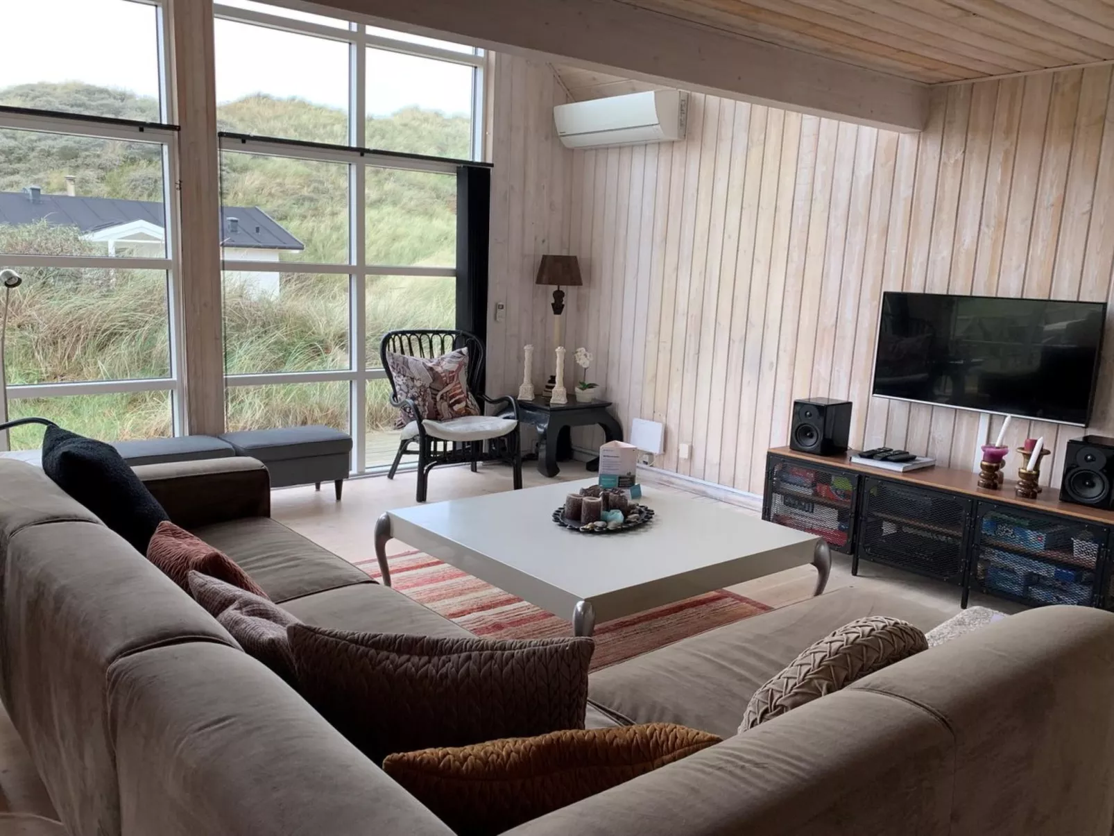 "Maren" - 150m from the sea-Inside