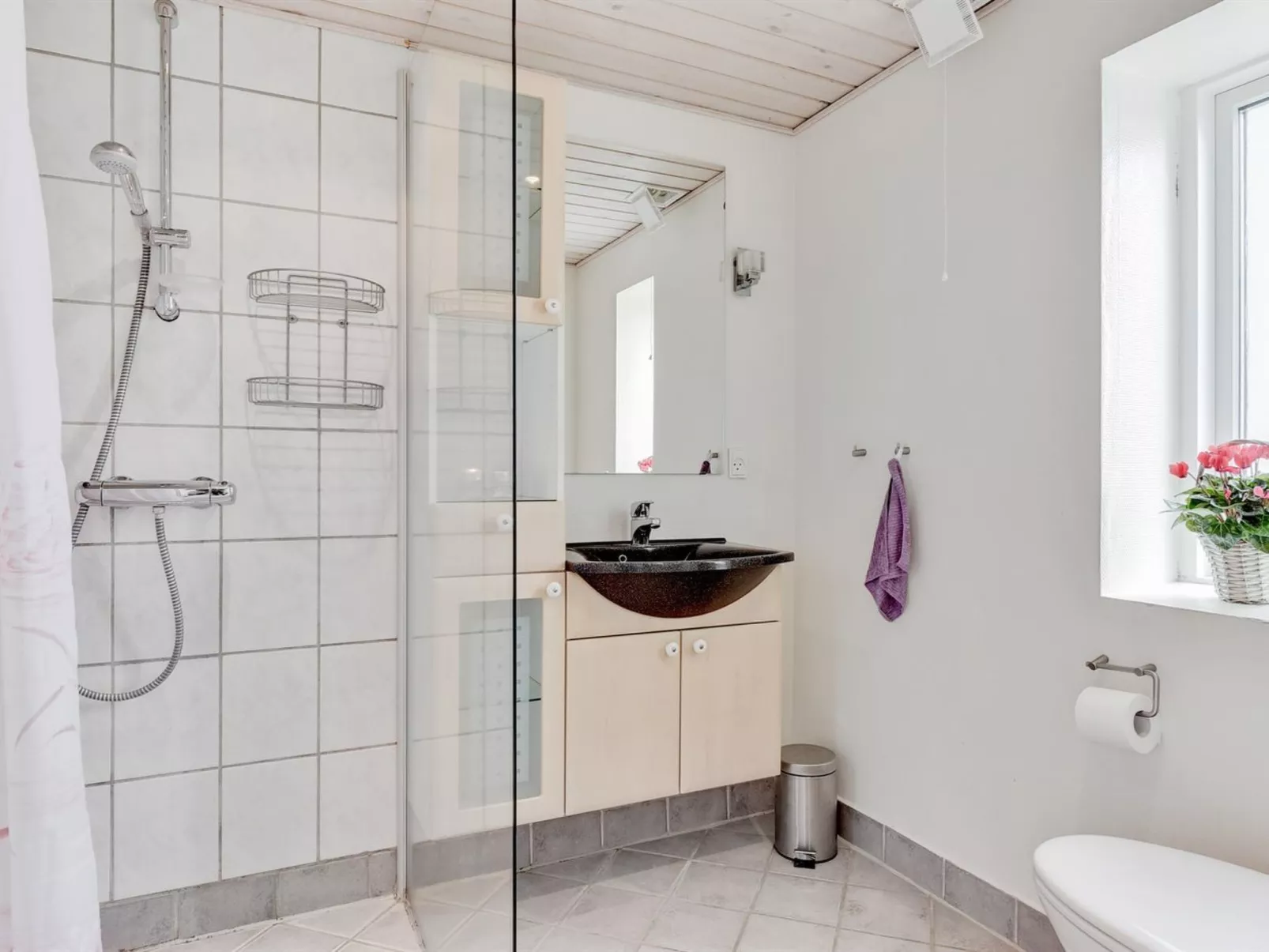 "Matthias" - 400m to the fjord-Dedans