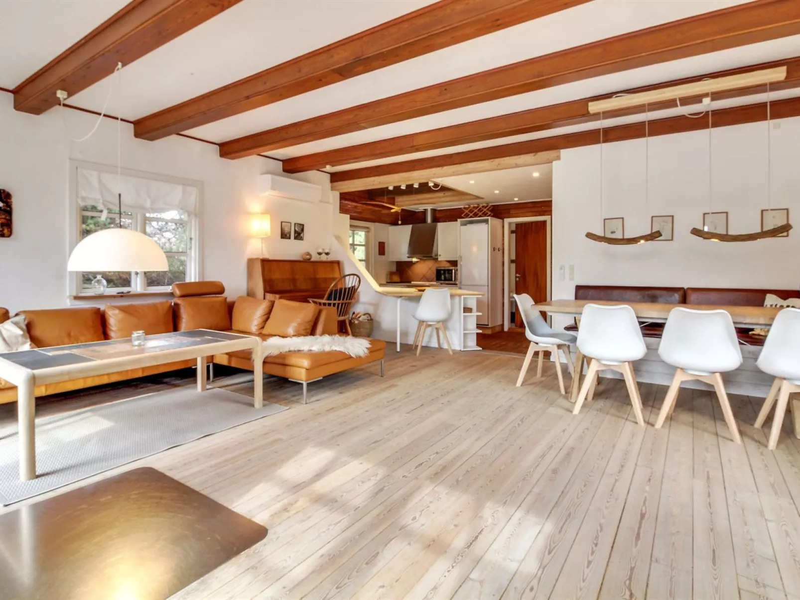 "Risto" - 2.3km from the sea-Drinnen