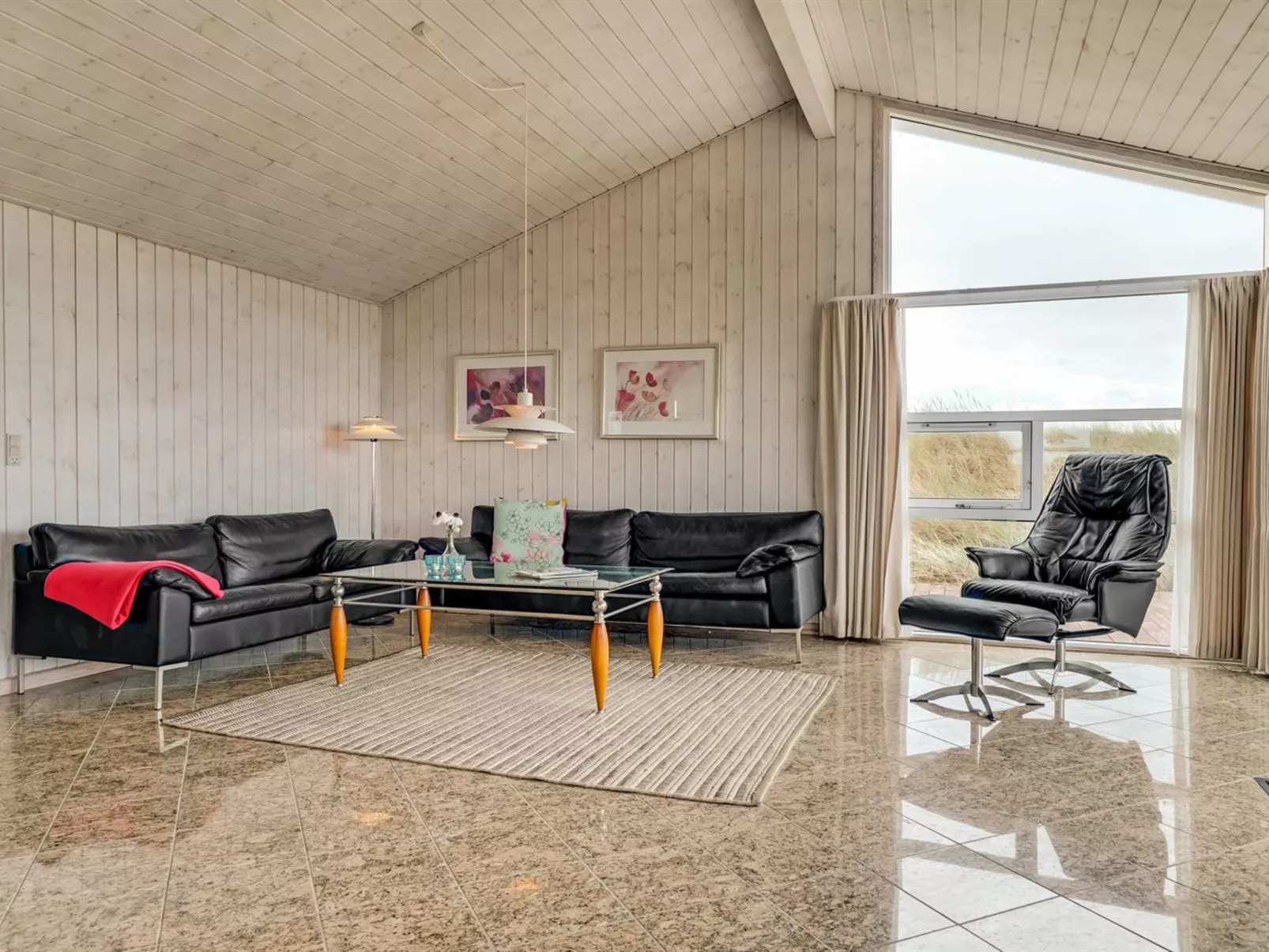 "Gilbert" - 96m from the sea-Dedans