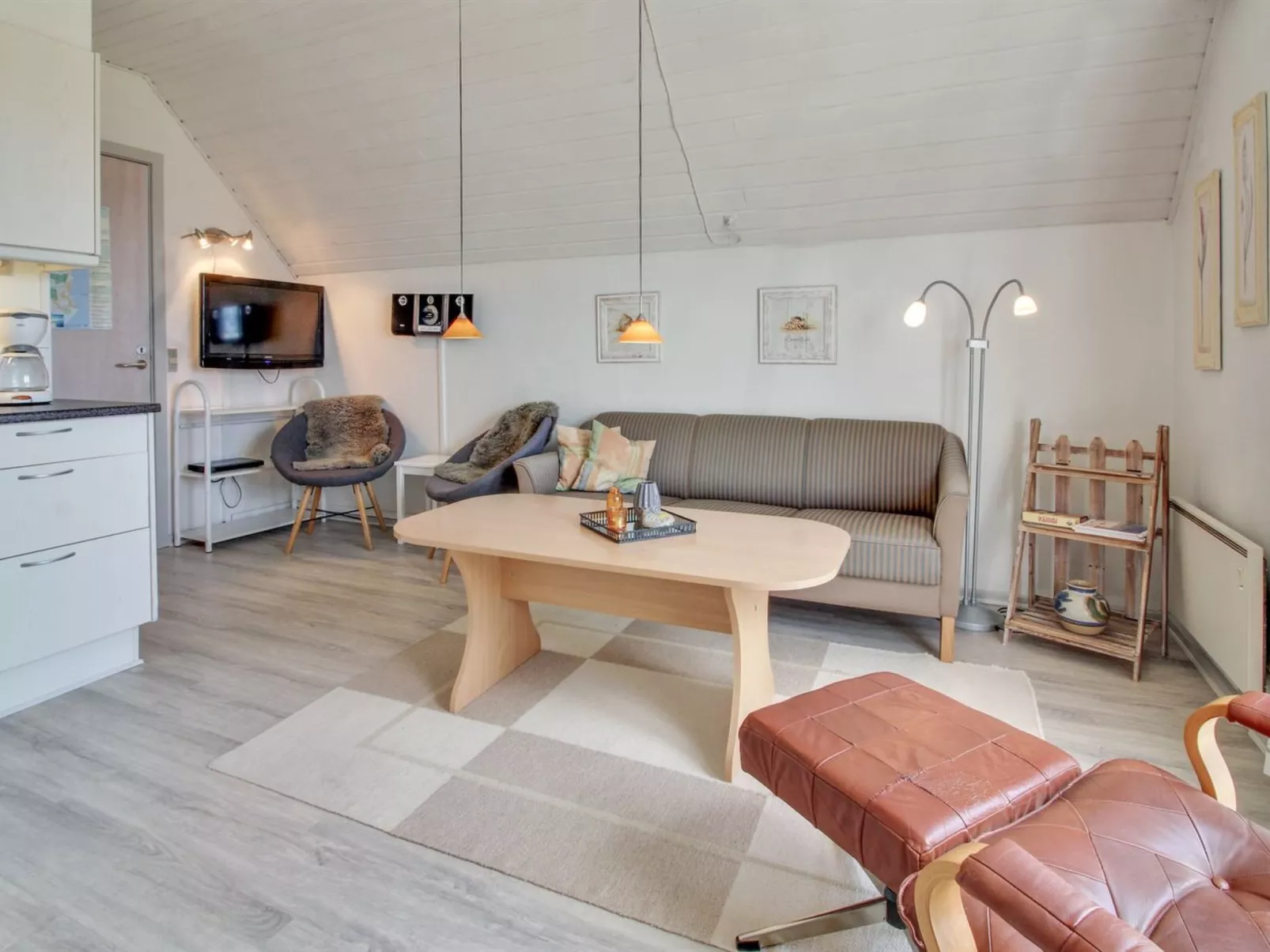 "Rauha" - 2.3km from the sea-Drinnen