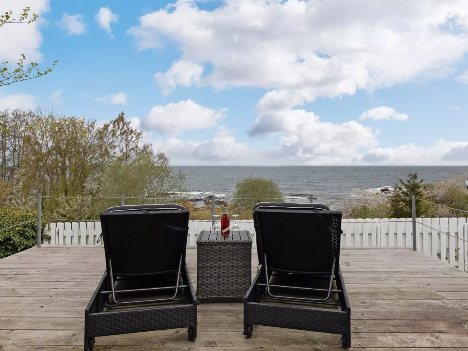 "Ensio" - 150m from the sea-Draußen