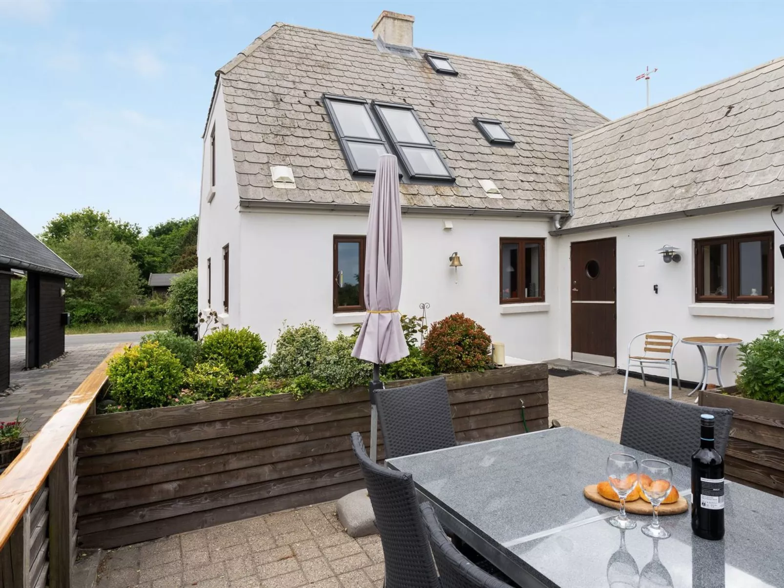 "Eivi" - 150m from the sea-Draußen