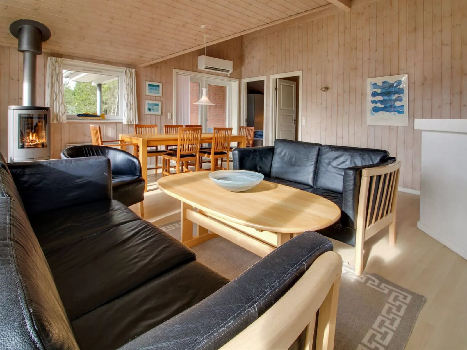 "Taisto" - 1.8km from the sea-Inside