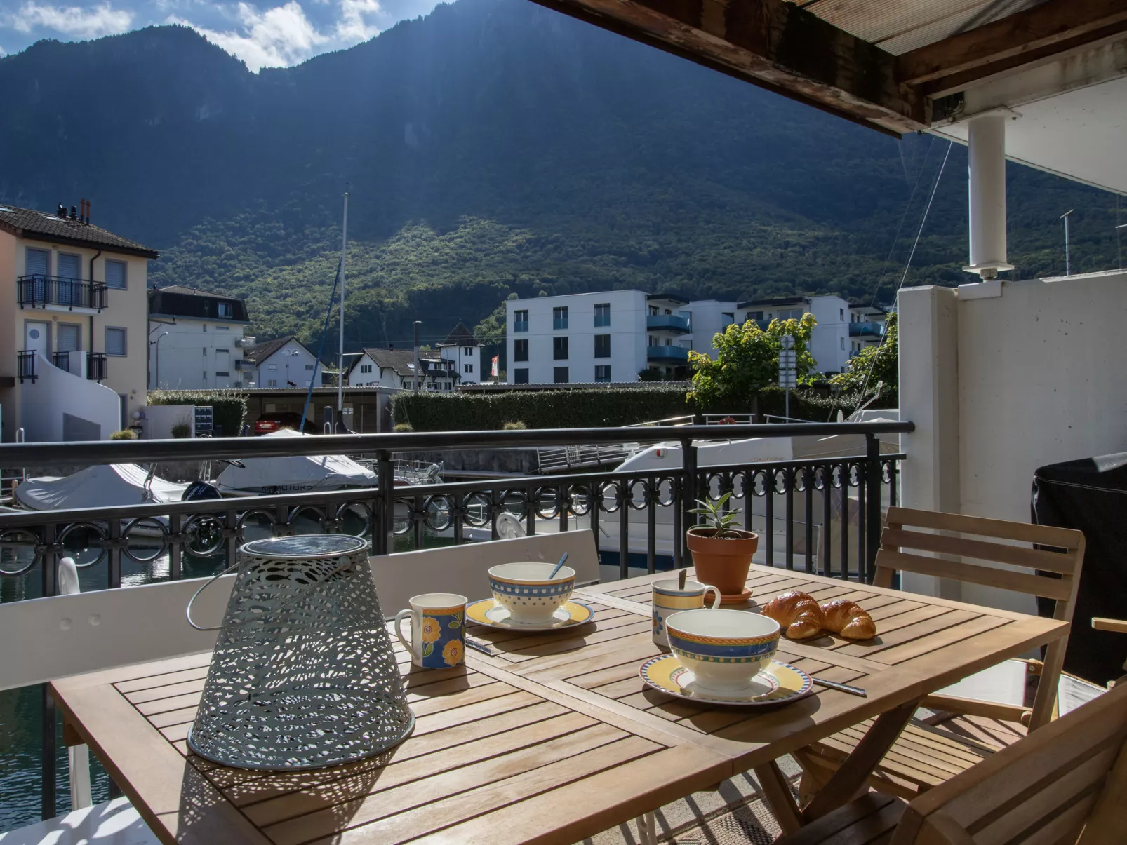 Bougainville C3/R-Dehors