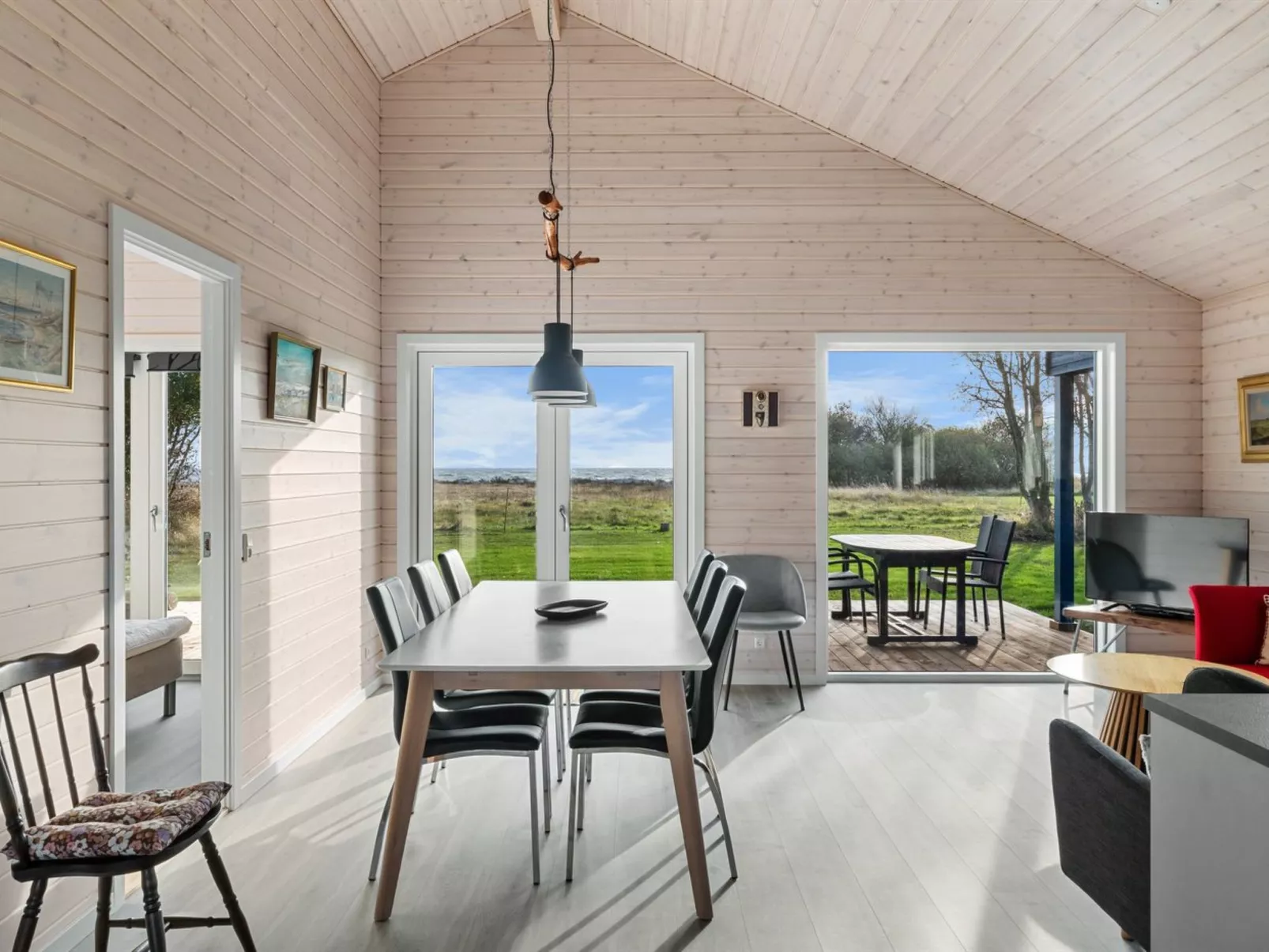 "Mato" - 100m from the sea-Inside