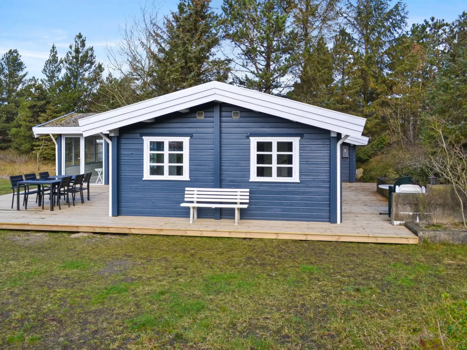 "Semund" - 2km from the sea-Outside