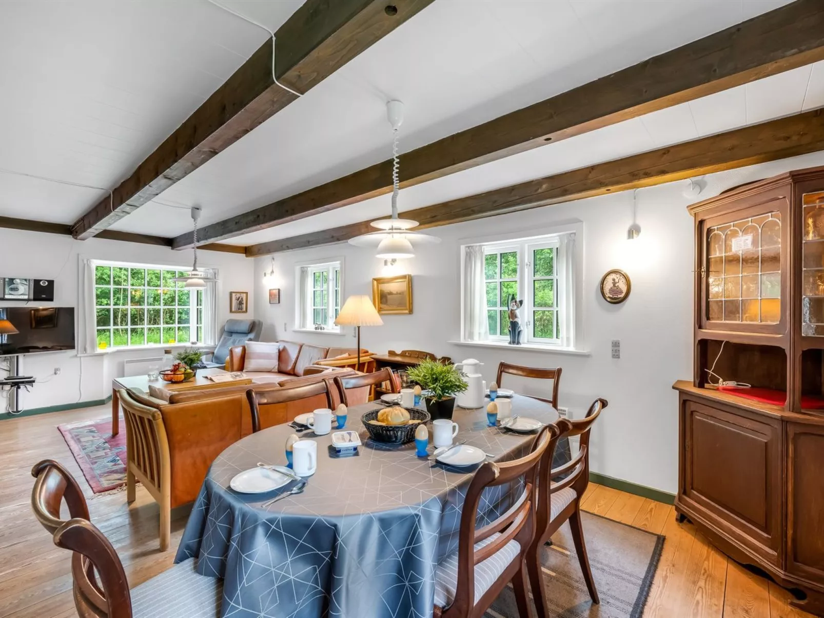 "Thoren" - 2km from the sea-Inside