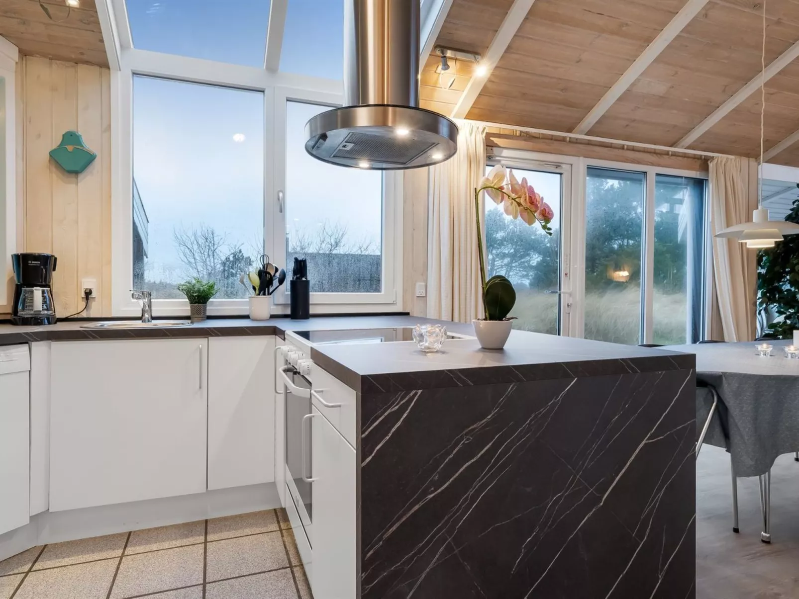 "Amadahy" - 950m from the sea-Drinnen