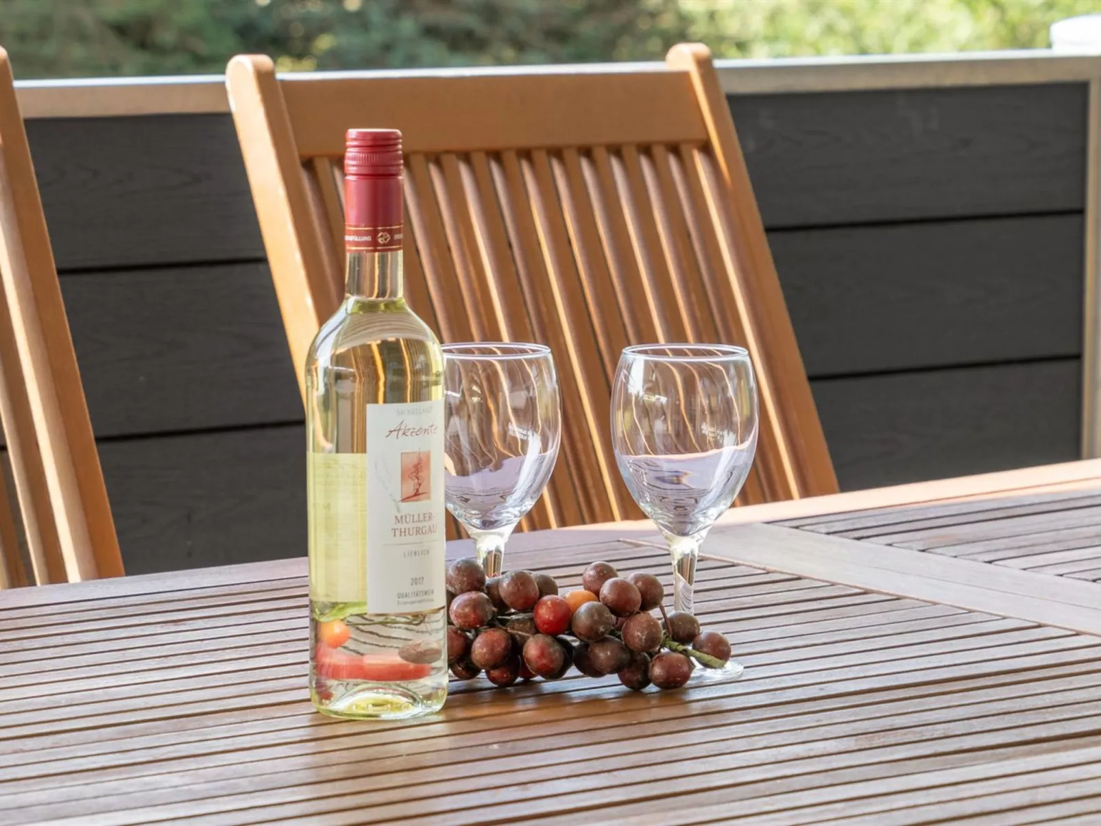 "Euphemia" - 900m from the sea-Outside