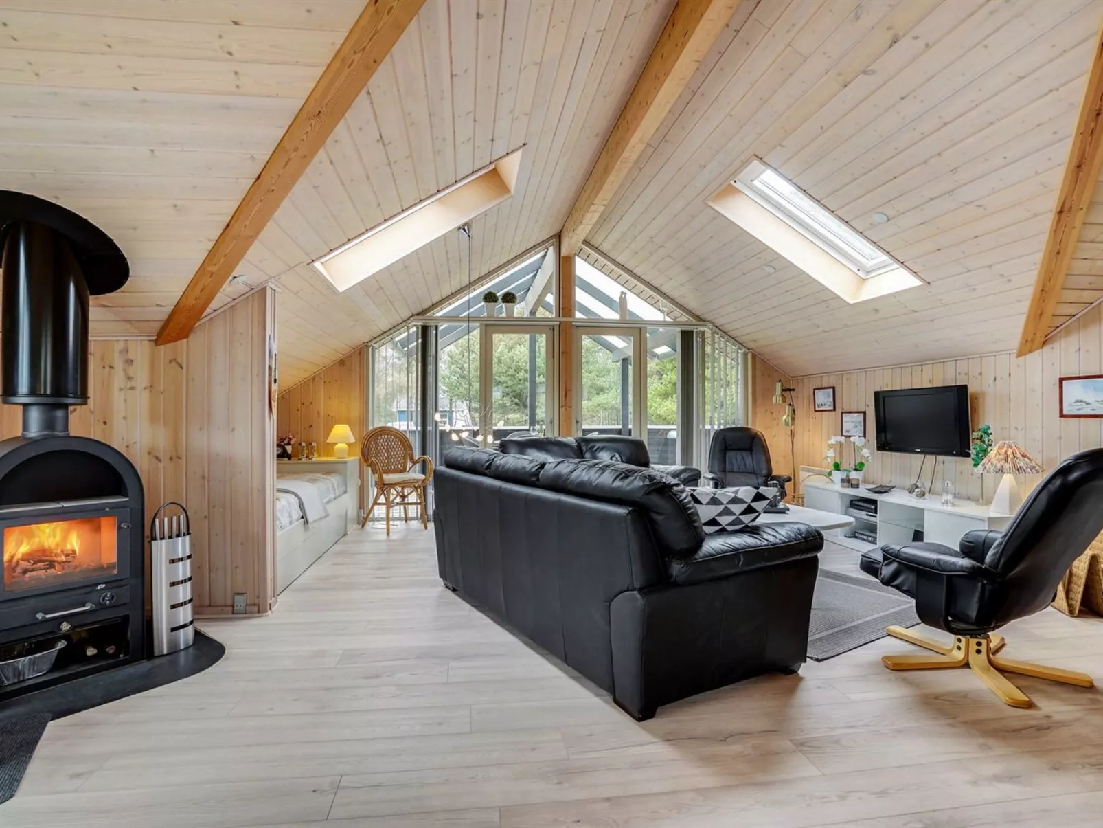 "Medard" - 2km from the sea-Dedans