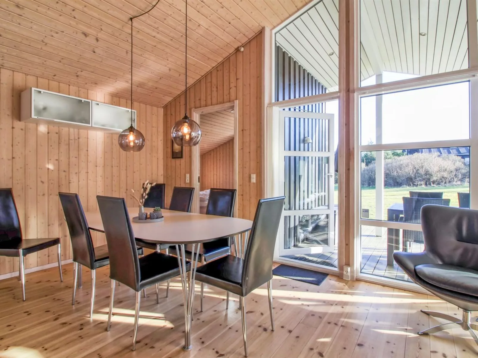 "Nynke" - 600m from the sea-Inside