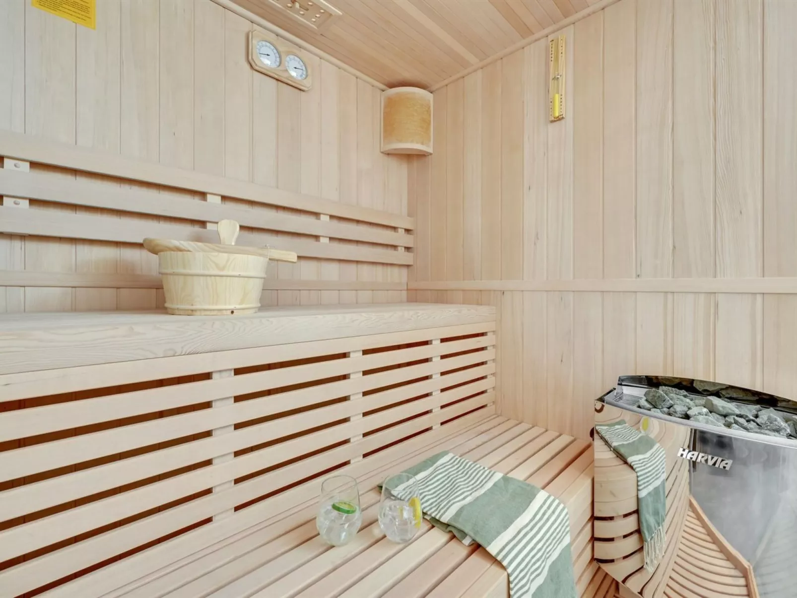 "Pejo" - 950m from the sea-Dedans