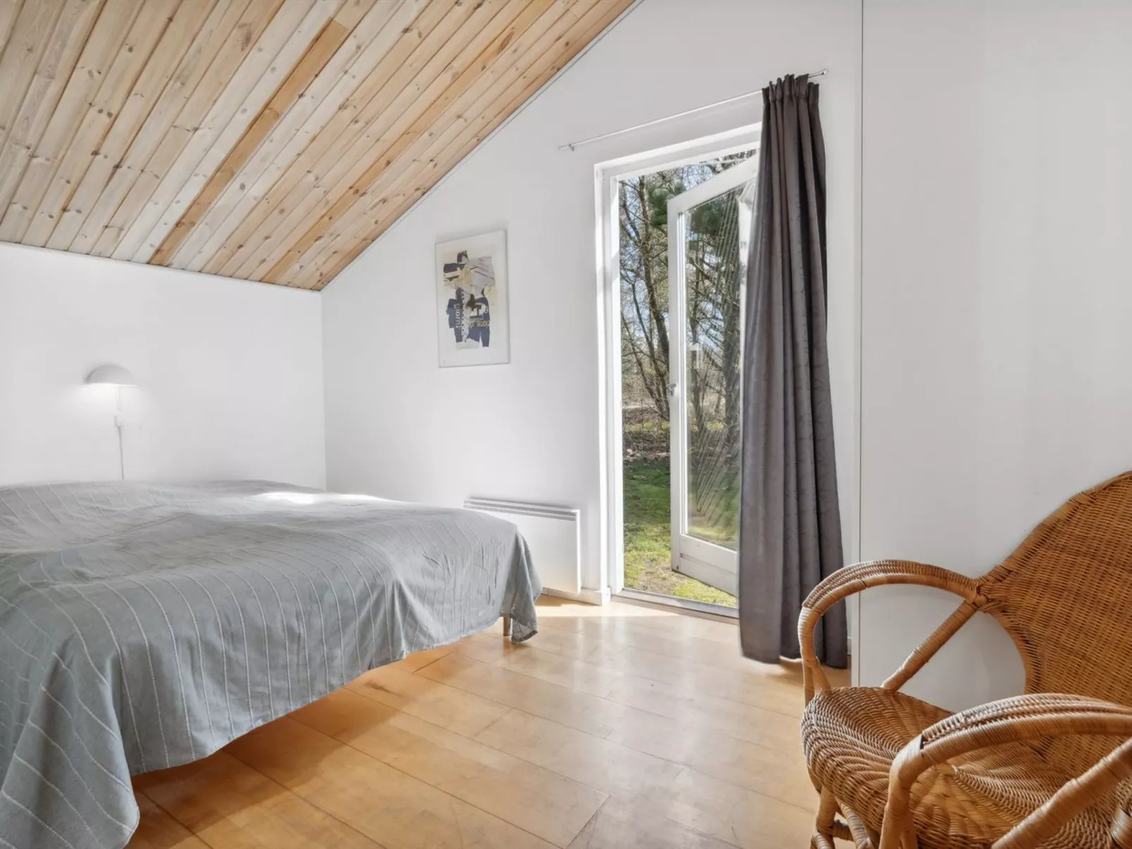 "Amanda" - 30km from the sea-Inside