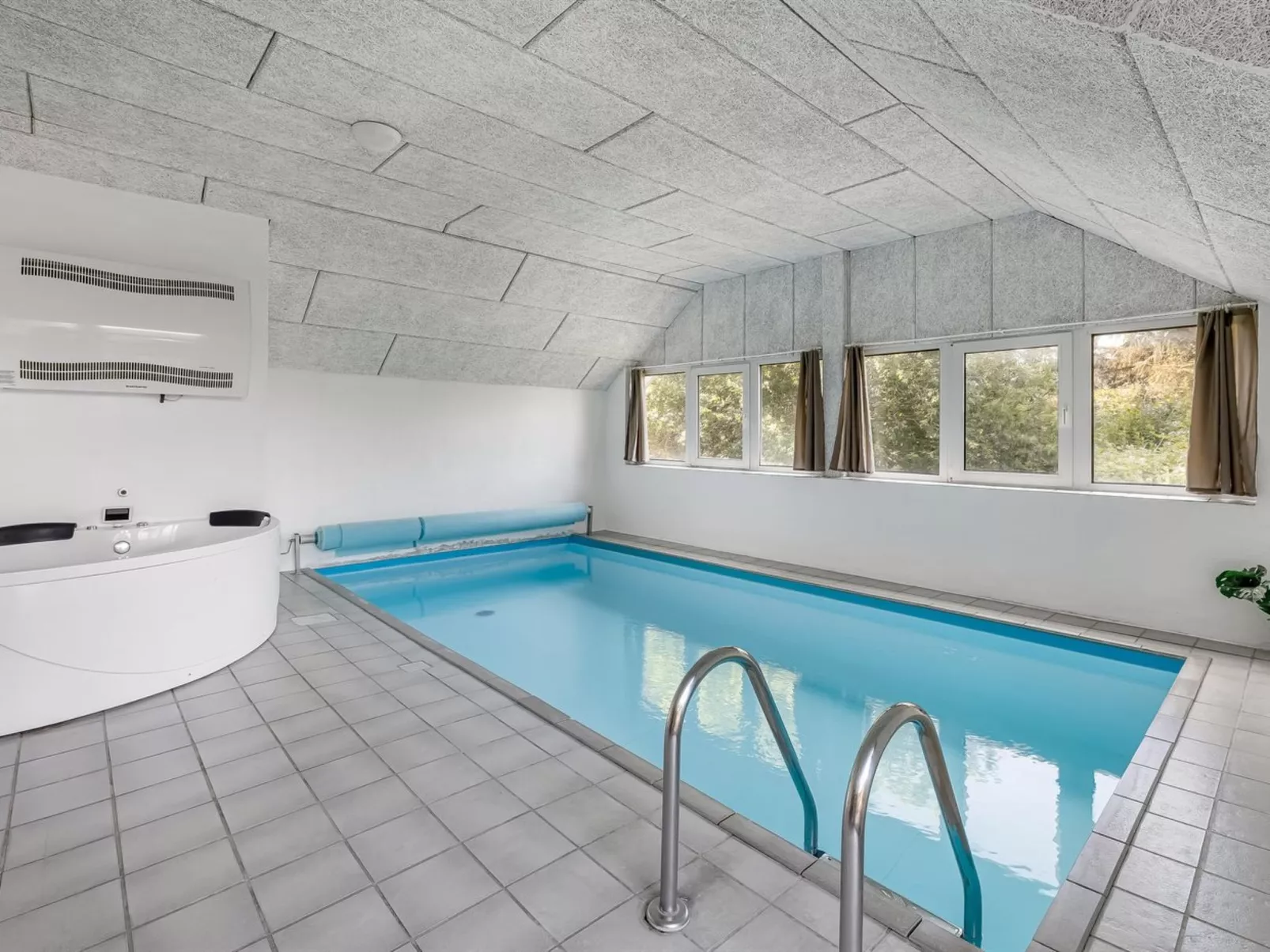 "Sylvi" - 1.7km from the sea-Dehors