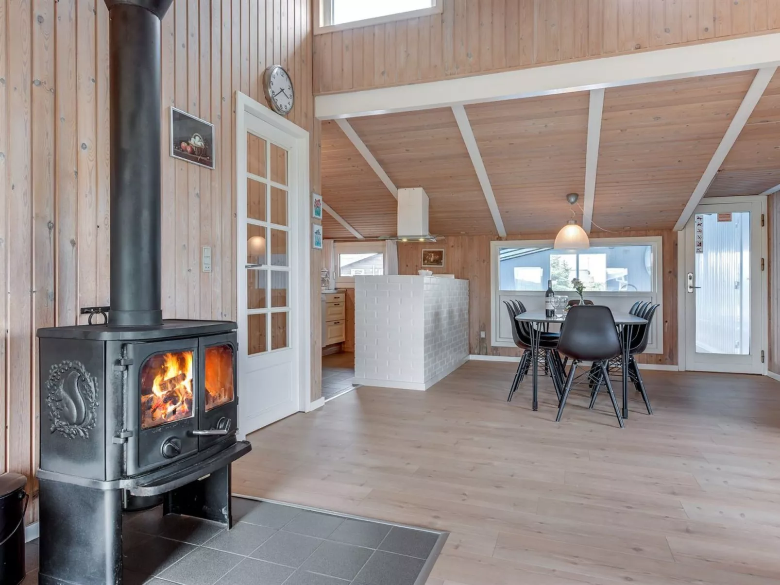 "Mogens" -  from the sea-Dedans