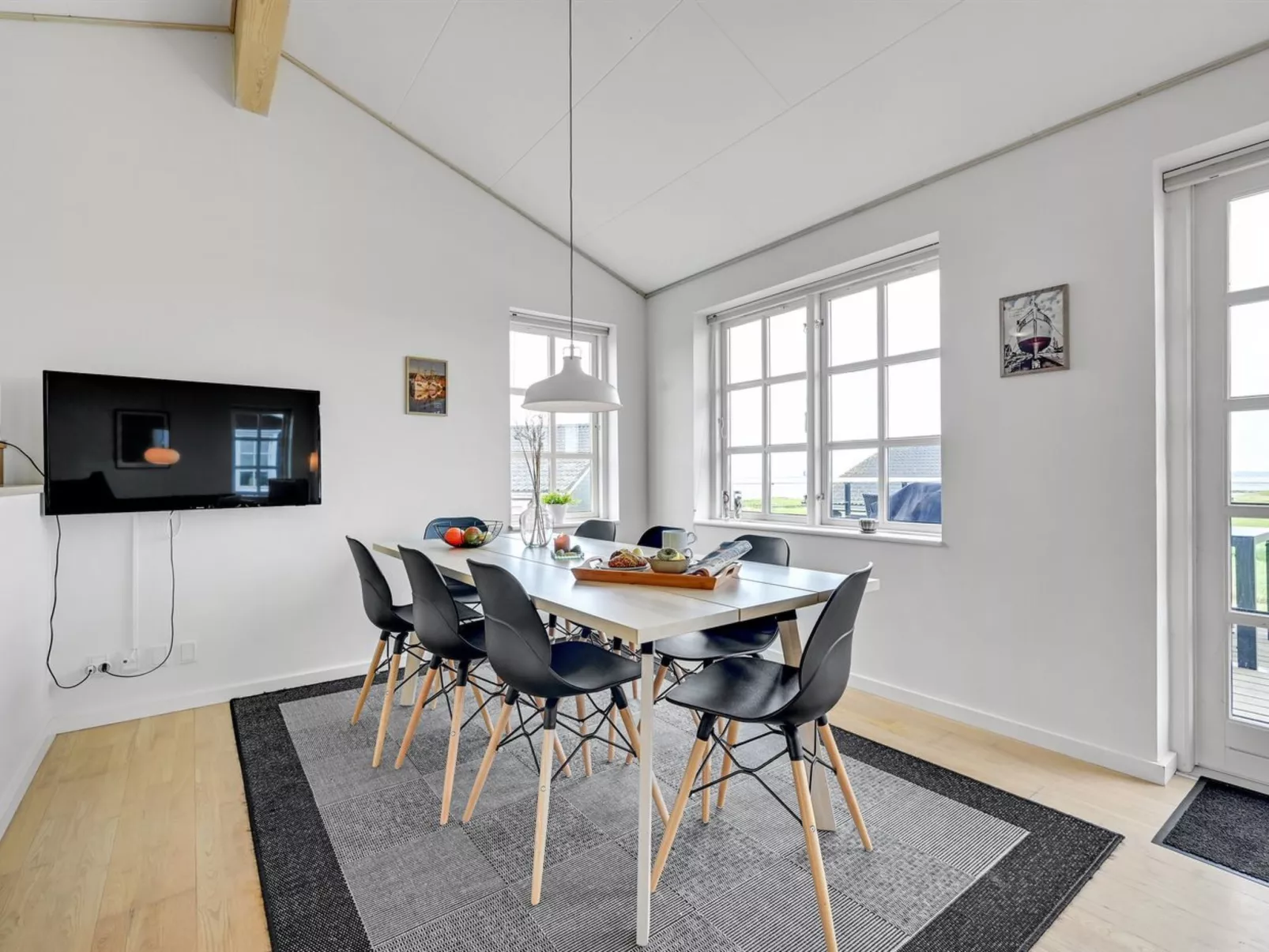 "Asmund" - 150m from the sea-Inside